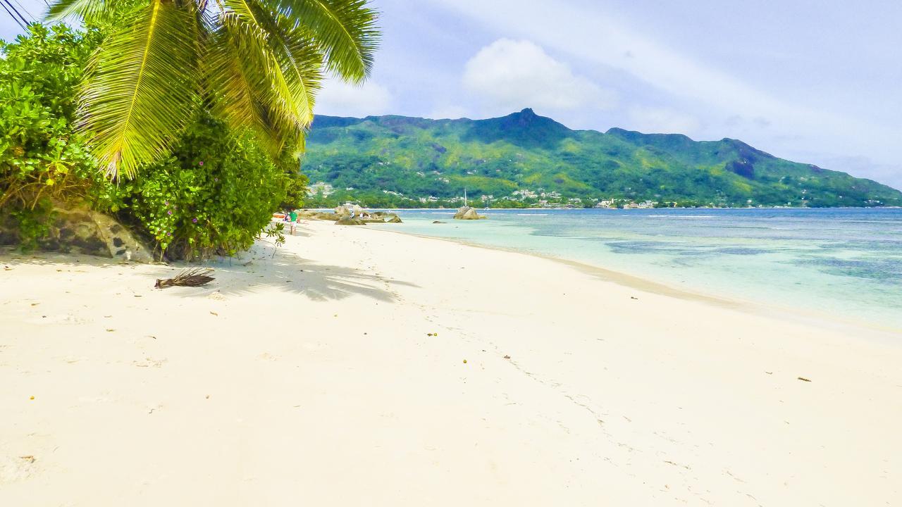 Mouggae Blues Villas Beau Vallon  Exterior photo
